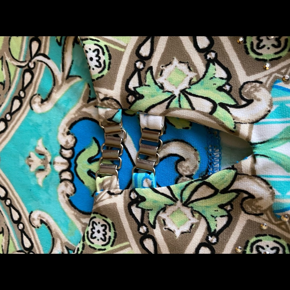Tunic - Picture 3 of 4